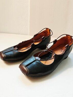 Pikolinos Gandia Ghillie EU 40 US 9.5 Square Toe Low Wedge Heel Black Pump
